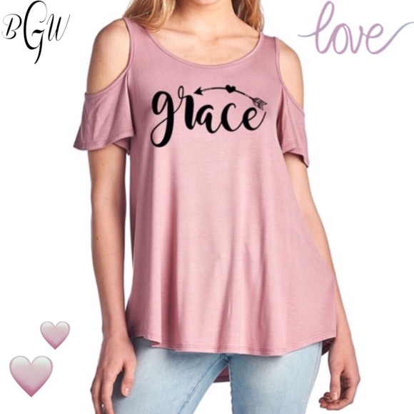 Boutique with Grace Tops - LAST 1❤️5⭐️For my mom Cold Shoulder Tee